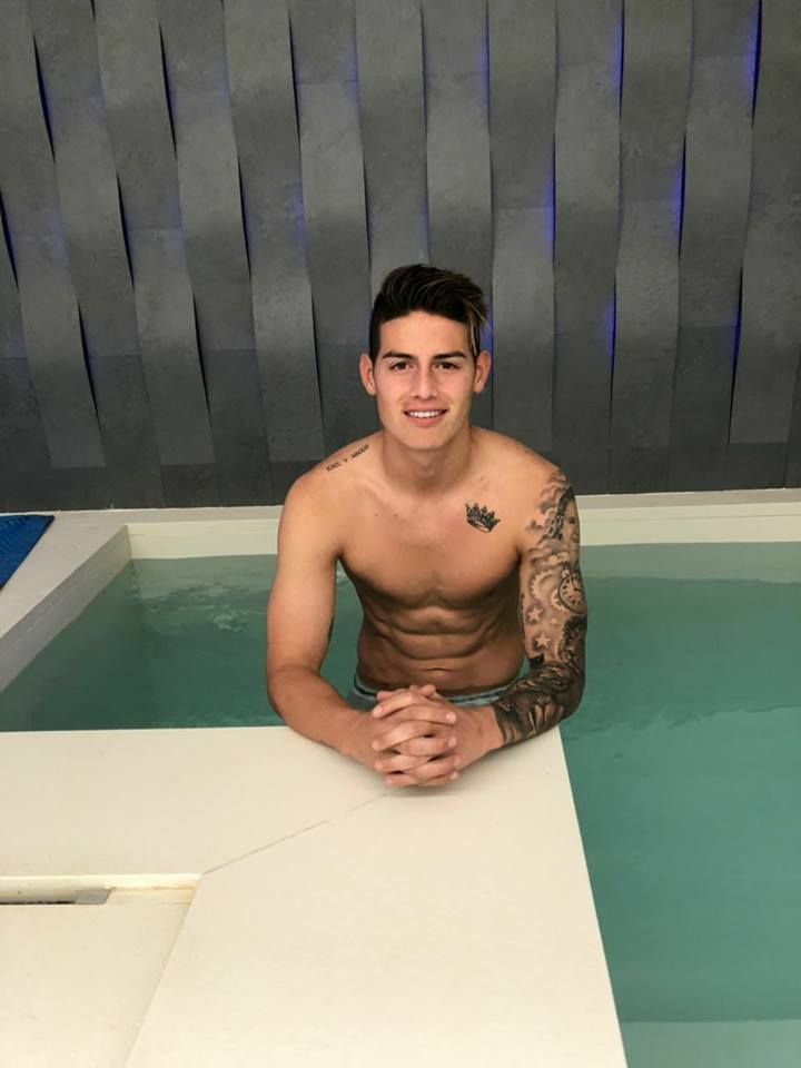 世足帥球星哈梅斯James Rodríguez IG逼近4千萬粉絲 陽光般顏值爆表|名人說故事VOGUE時尚網