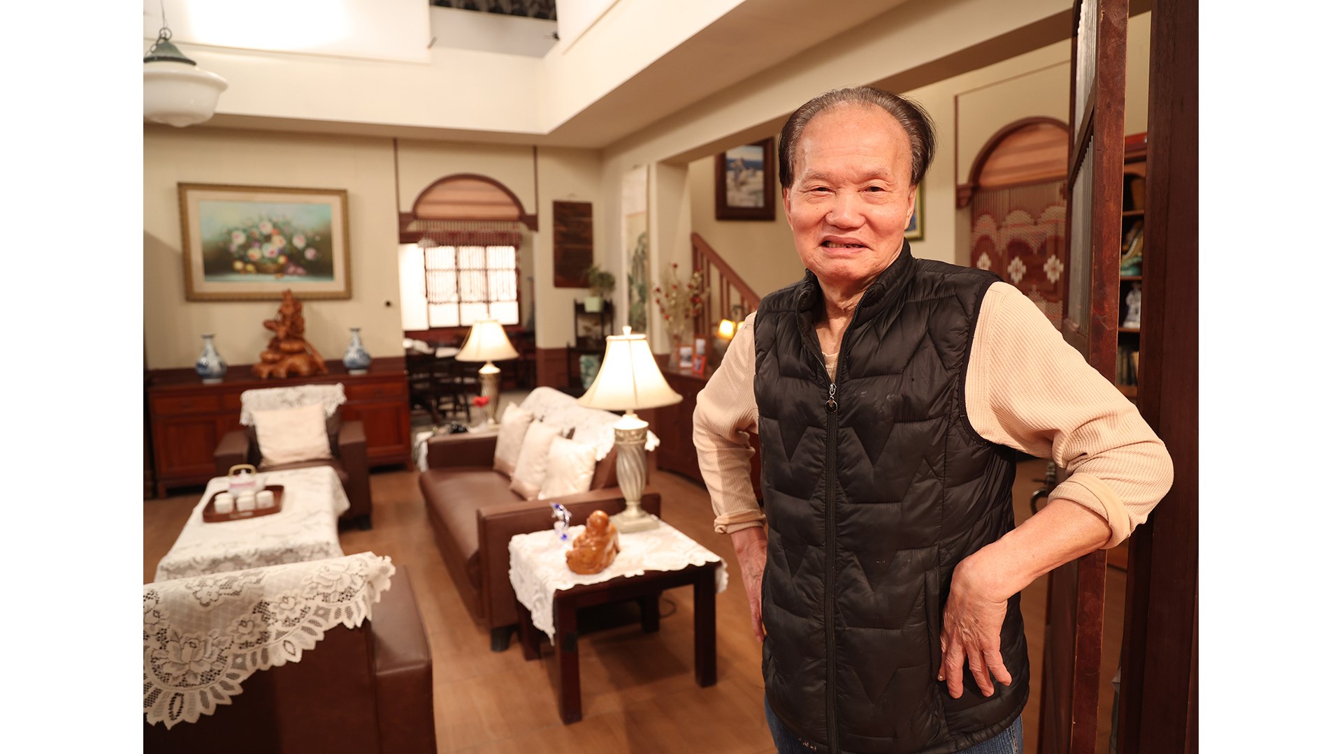 無懼AI狂潮來襲　82歲葉輝龍用肉身打造木工宇宙